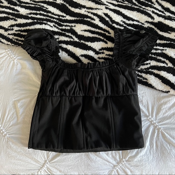 I Am Gia - Naomi Top in Black - Picture 3 of 4